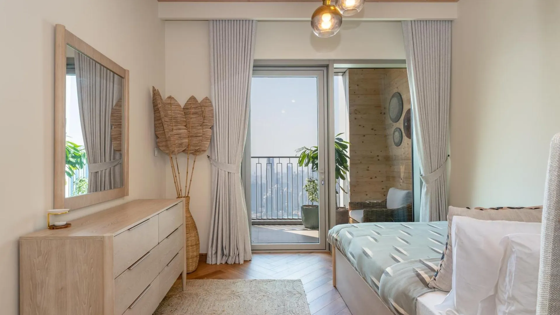 Exclusive Front Row Seats To Burj Khalifa Fireworks From Penthouse Level, Downtown Dubai Apartment