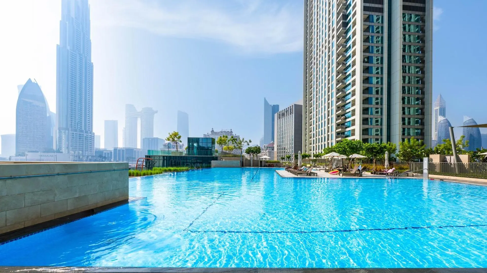 Exclusive Front Row Seats To Burj Khalifa Fireworks From Penthouse Level, Downtown Dubai Apartment United Arab Emirates